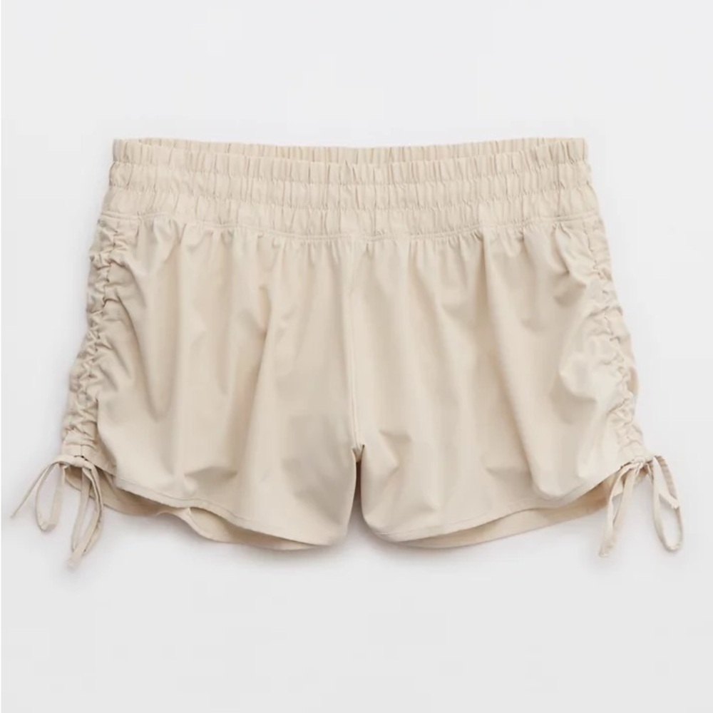 OFFLINE By Aerie Ruched Hot Stuff Short Cream XL - Picture 2 of 8